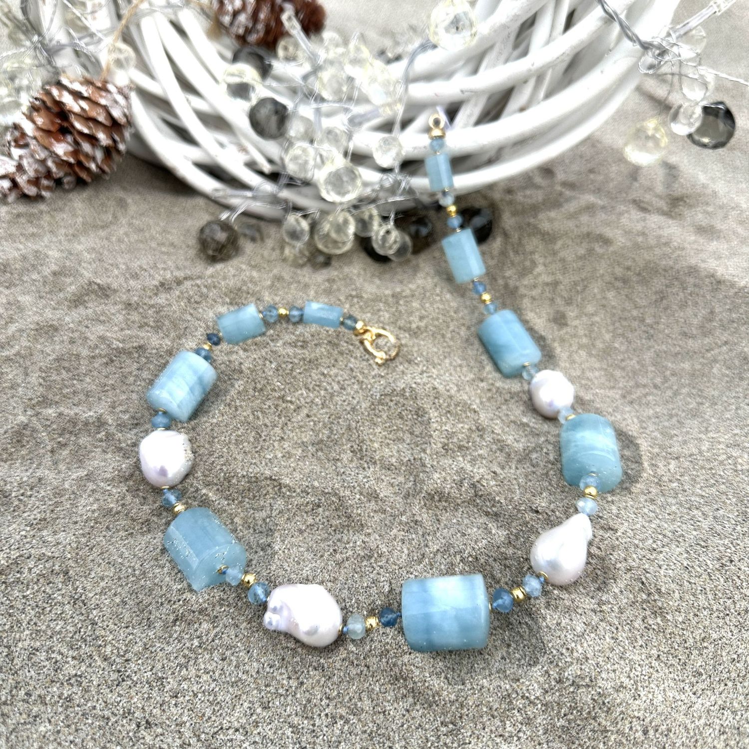 Collana in acqua marina nigeriana e perle barocche-Carola