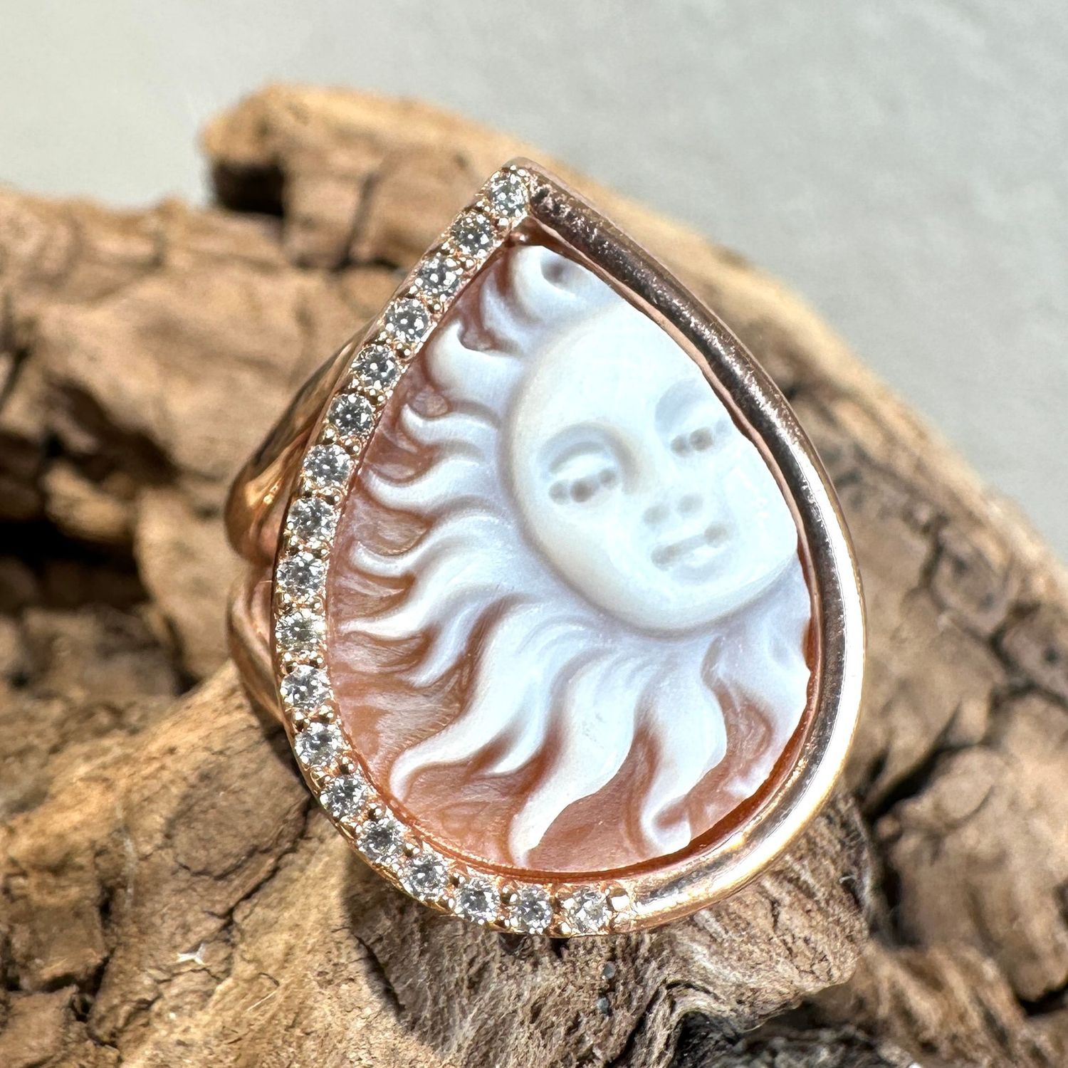 Anello regolabile in argento rosa con cammeo sole-Eliana Scognamiglio