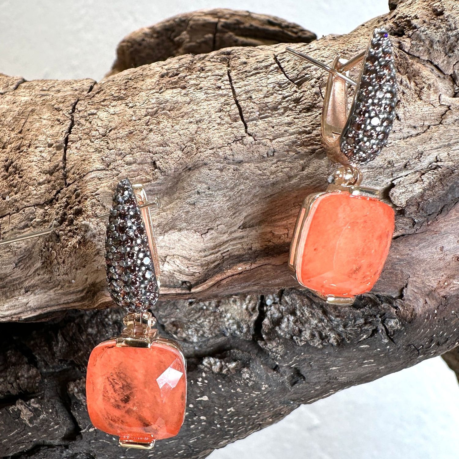 Orecchini pendenti in argento rosa con quarzo arancione e zirconi brown-Lucos Preziosi