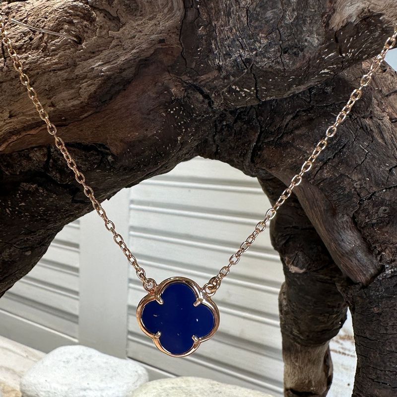 Collana in argento rosa con quadrifoglio in lapislazzuli-Lucos Preziosi Collana in argento rosa con quadrifoglio in lapislazzuli-Lucos Preziosi