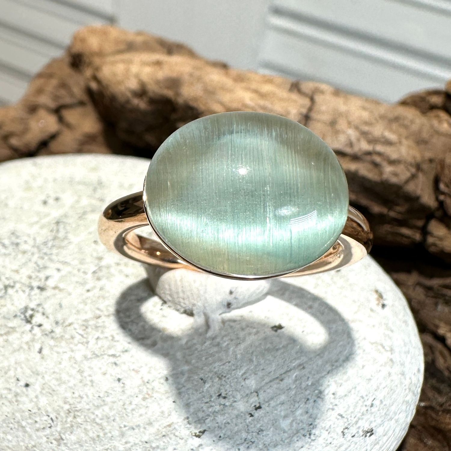 Anello in argento rosè e quarzo idrotermale cabocion verde acqua-Lucos Anello in argento rosè e quarzo idrotermale cabocion verde acqua-Lucos