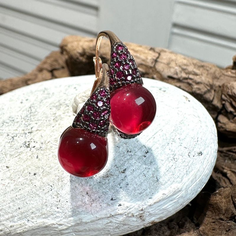 Orecchini monachella in argento rosè con quarzo idrotermale ciliegia e zirconi rossi-Lucos Preziosi Orecchini monachella in argento rosè con quarzo idrotermale ciliegia e zirconi rossi-Lucos Preziosi