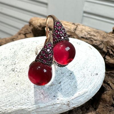 Orecchini monachella in argento rosè con quarzo idrotermale ciliegia e zirconi rossi-Lucos Preziosi