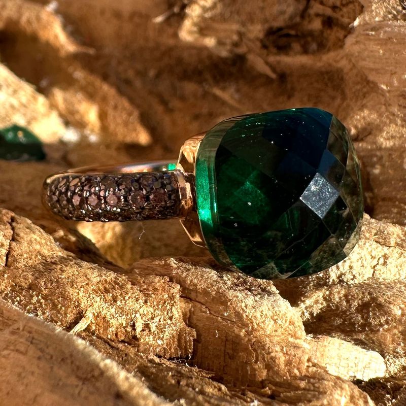 Anello in argento rosa con quarzo idrotermale verde bottiglia e zirconi brown-Lucos Preziosi
