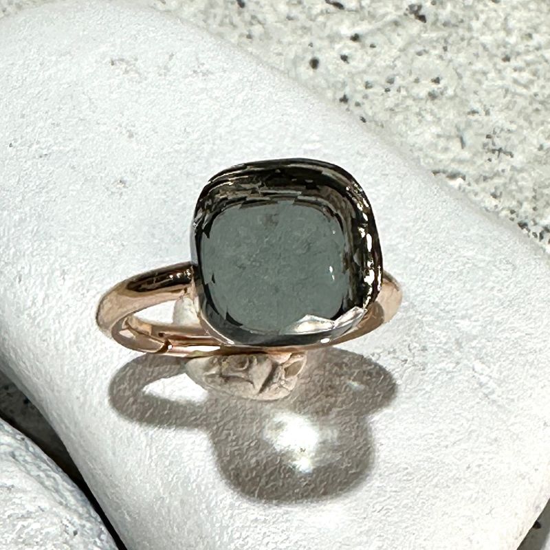 Anello in argento rosa e quarzo idrotermale grigio-Lucos Preziosi Anello in argento rosa e quarzo idrotermale grigio-Lucos Preziosi