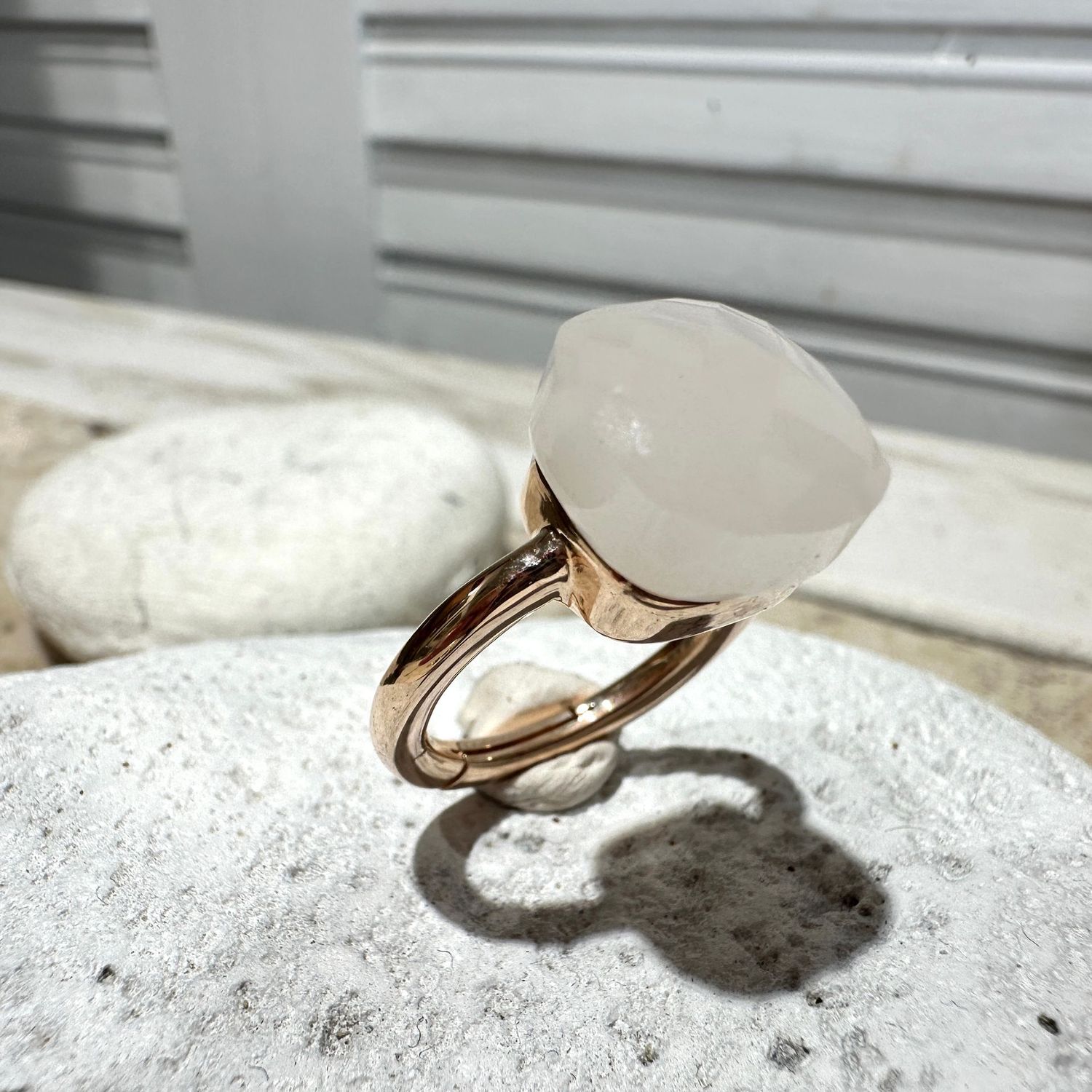 Anello in argento rosa con quarzo idrotermale bianco  odg -Lucos Preziosi