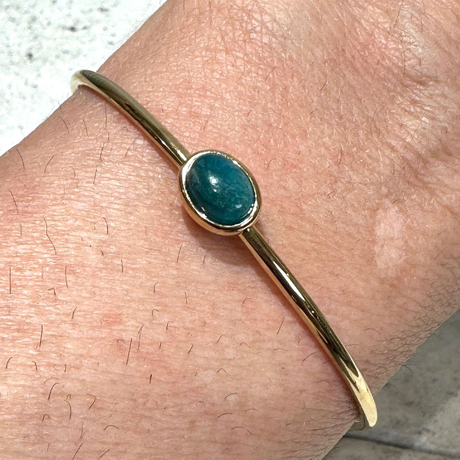 Bracciale rigido in acciaio placcato oro con apatite-Zag Bijoux Bracciale rigido in acciaio placcato oro con apatite-Zag Bijoux