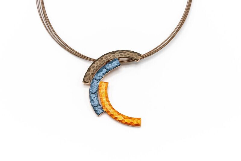 奧特唯 凹凸半圆項鍊