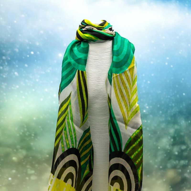 奧特唯 綠葉圖案絲巾