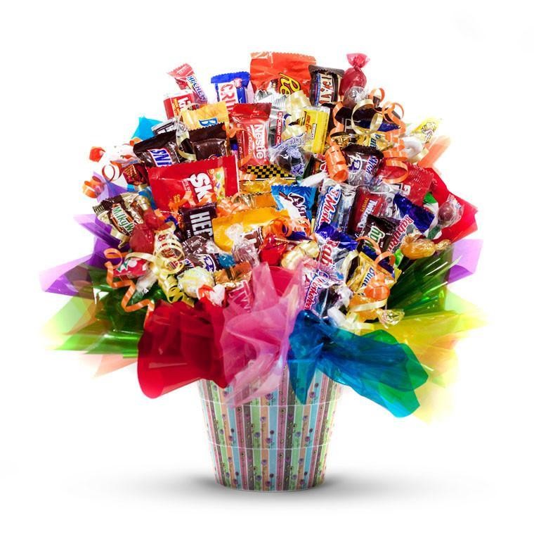 Birthday bouquet- mix choc bars bouquet#birthday #bouqu…