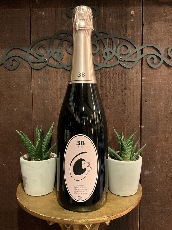Filipa Pato Sparkling Rose 3B
