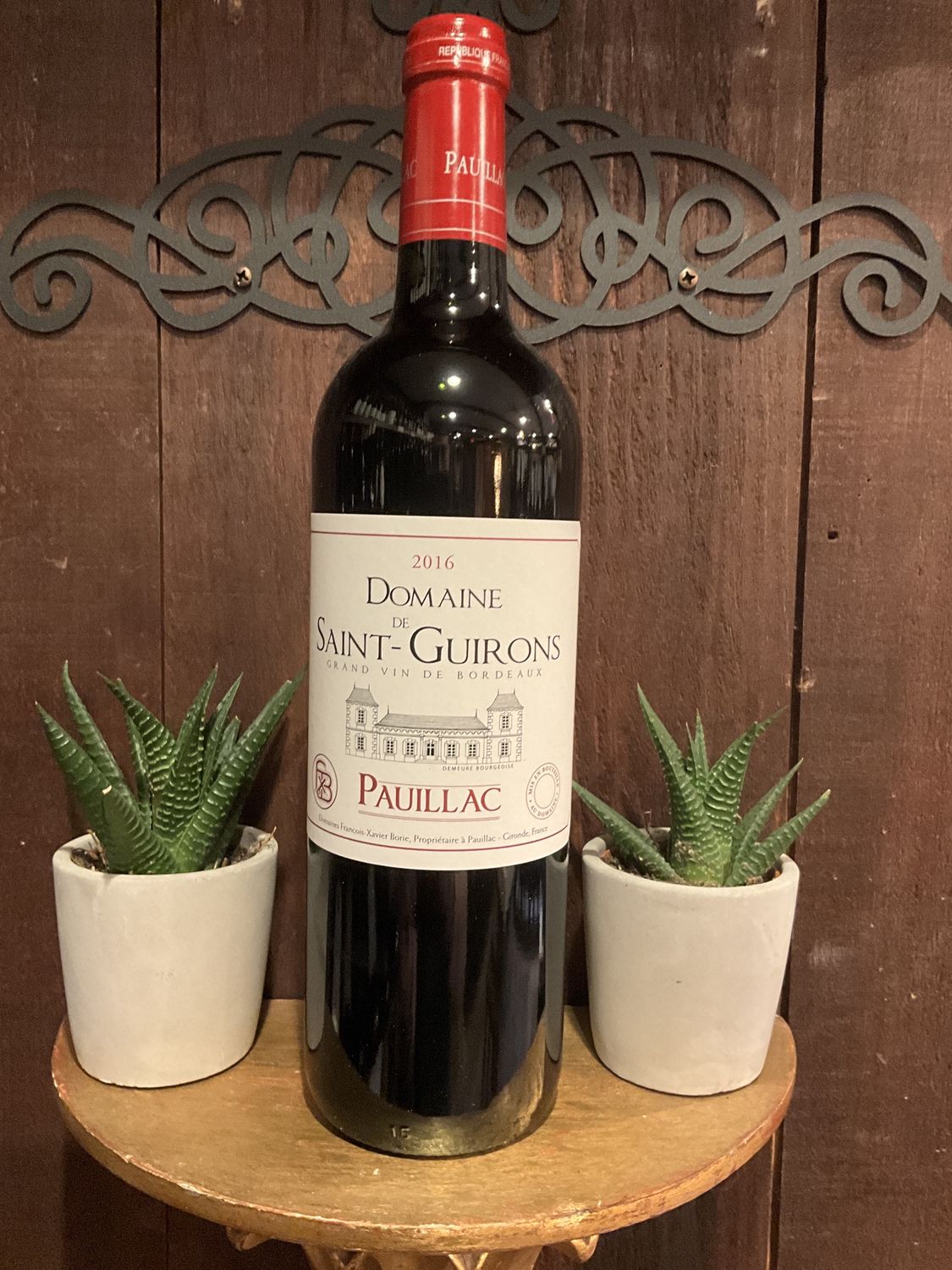 Domaine De Saint Guirons Pauillac Bordeaux