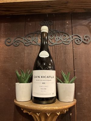 Ca&#39;N Xicatla Blanc de Mantonegro