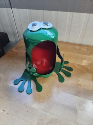 Coleman propane tank frog planter