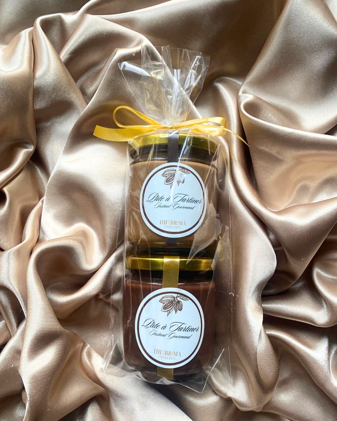 Duo de pâte à tartiner Chocolat noir et blanc Duo de pâte à tartiner Chocolat noir et blanc