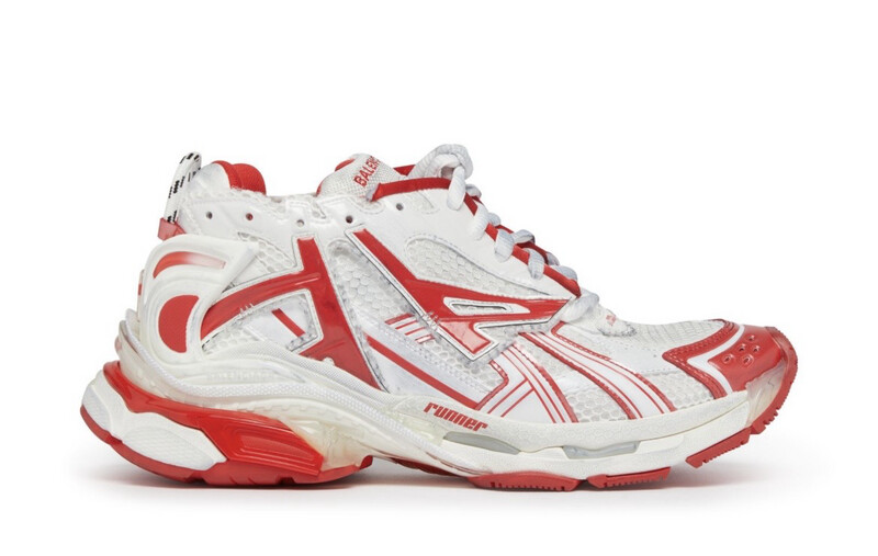 Red/White Runners