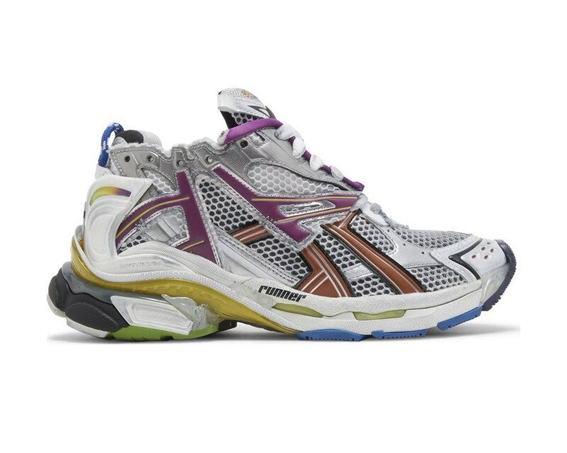 Multicolor Runners