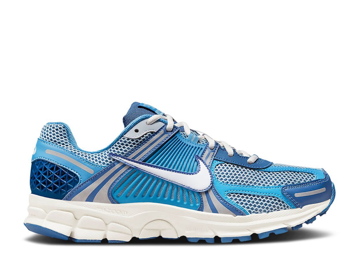Worn Blue Vomero
