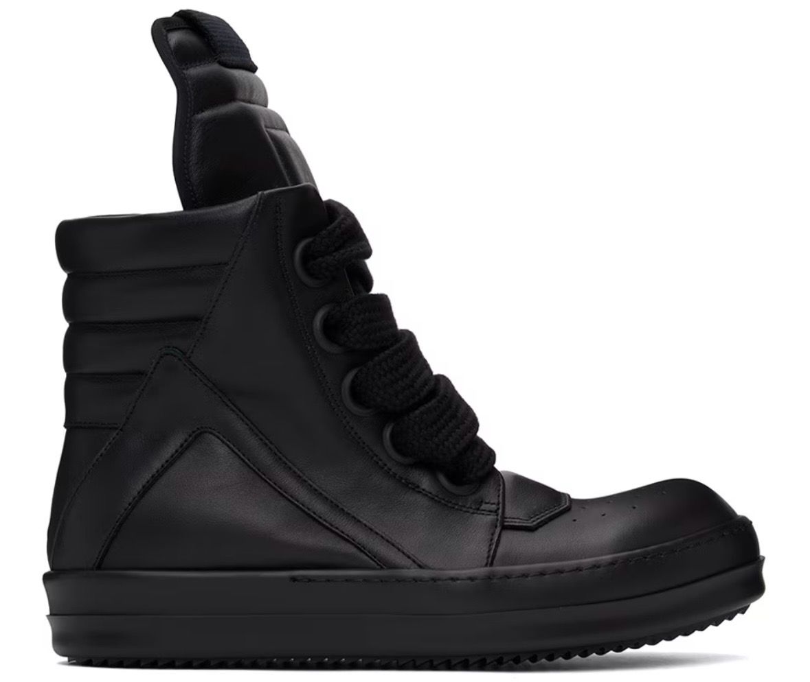 Black Geo Ricks