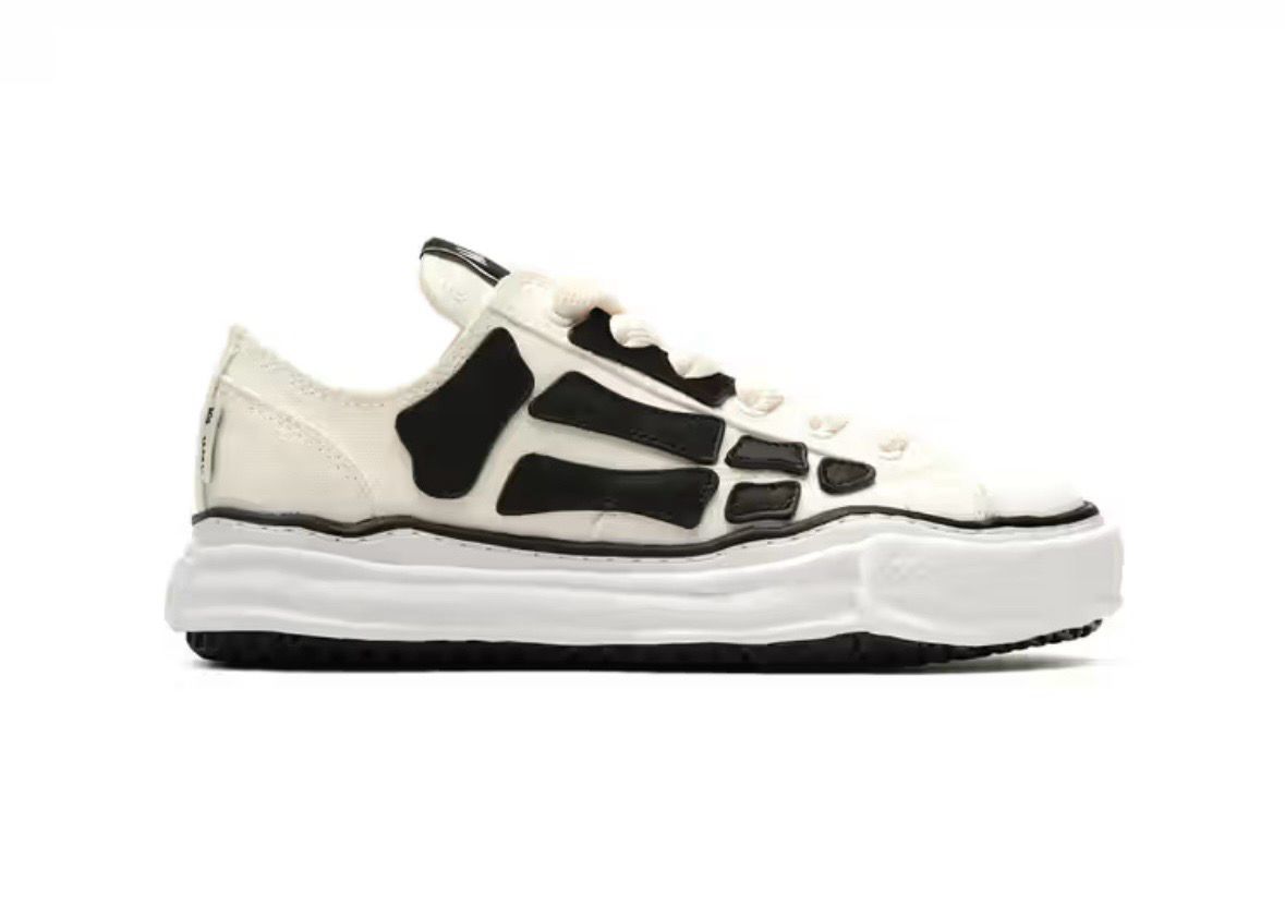 Amiri x Mihara White