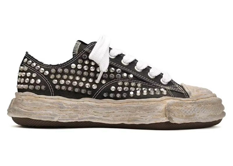 Black Studded Mihara