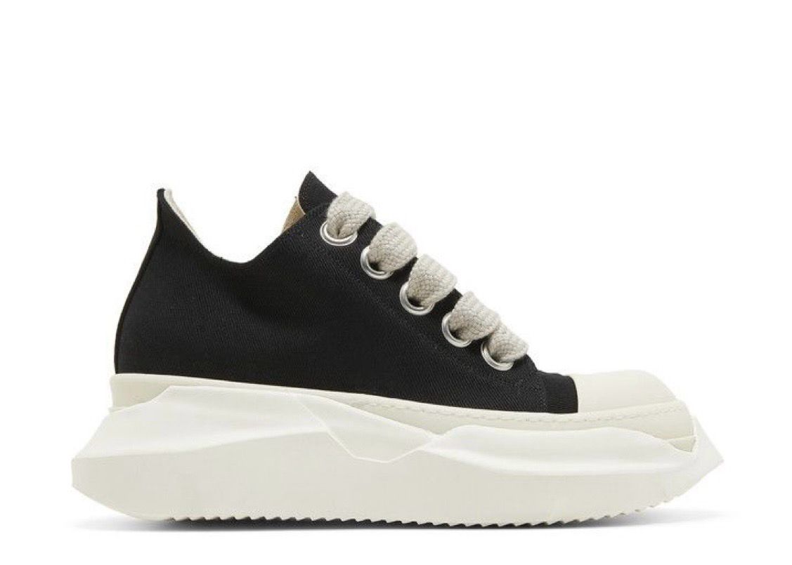 Abstract Jumbo Ricks