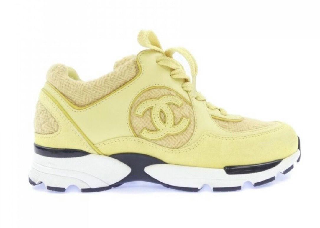 Yellow CC Runners