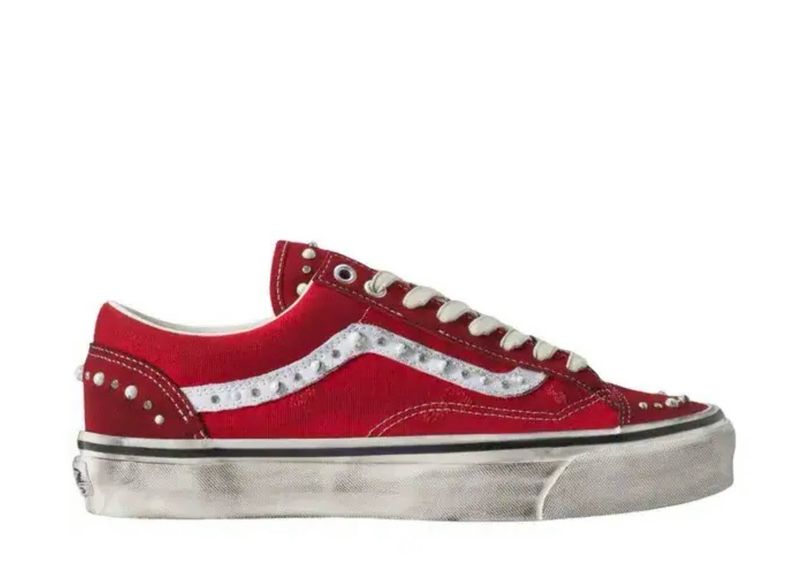 Red Pearlized Van