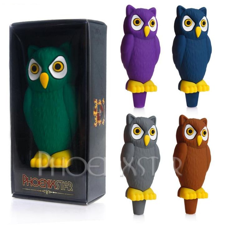 Silicone Angry Owl Pipe with Box