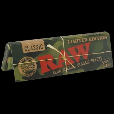 RAW Classic Limited Edition Camo Pack Rolling Papers 1 1/4
