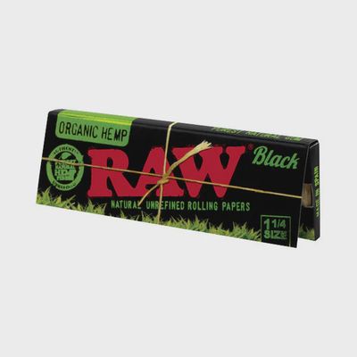 RAW Organic Hemp Black Rolling Papers 1 1/4