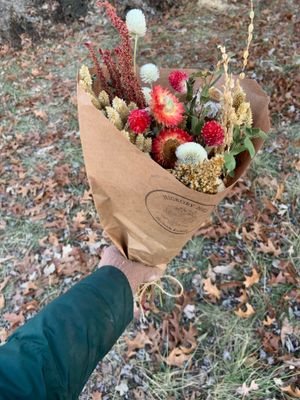 Winter Holiday Dried Flower Bouquet