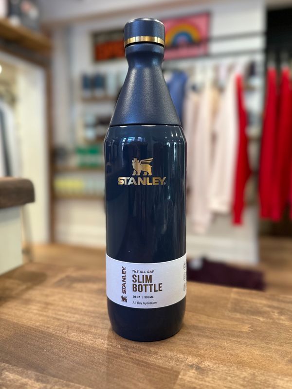 Stanley 20oz All Day Slim Bottle - Twilight Gloss