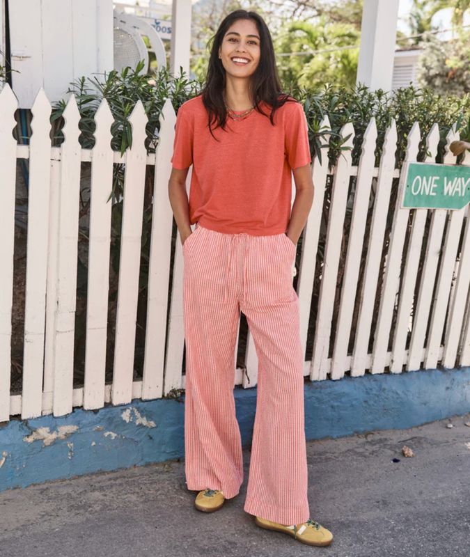 Seersucker Drawstring Wide Leg Pant in Hibiscus/Sand Stripe