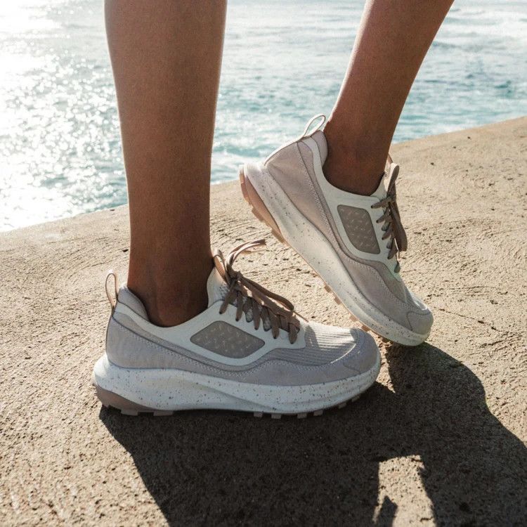 Makiki - Women’s All-Terrain Athletic Shoes