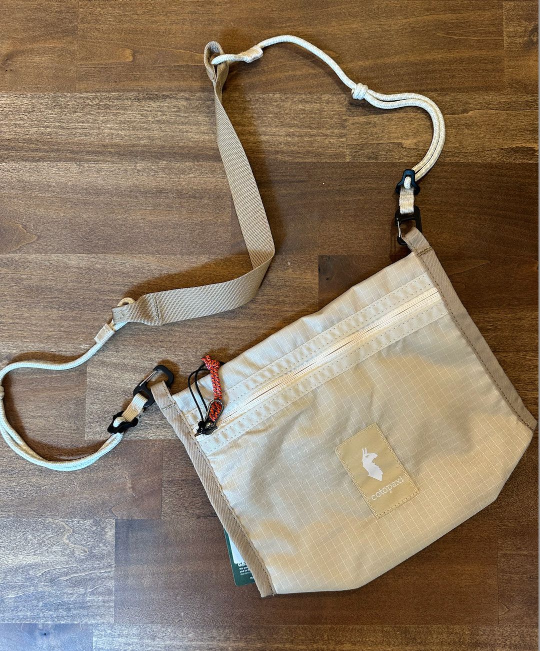 Lista 2L Lightweight Crossbody Bag in Cream