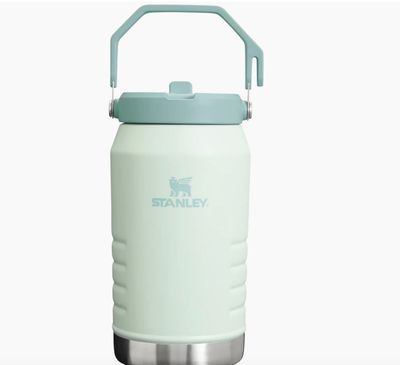 Stanley IceFlow™ Flip Straw Jug 64oz - Mist
