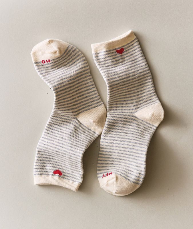 Marine Layer Hi-Ankle Sock in Heart Grey Stripe