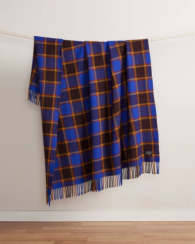 Pendleton Washable Eco-Wise Wool Fringed Throw in Maroon/Blue Check