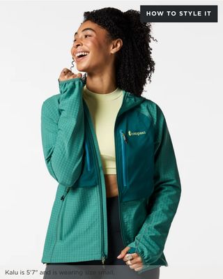 Cotopaxi Women's Yermo Hooded Jacket in Juniper/Deep Ocean 