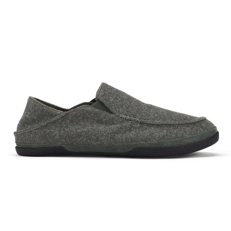 OluKai Moloa Hulu II in Dark Shadow