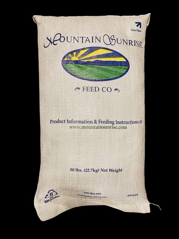 Premium Alfalfa Pellet, Mountain Sunrise