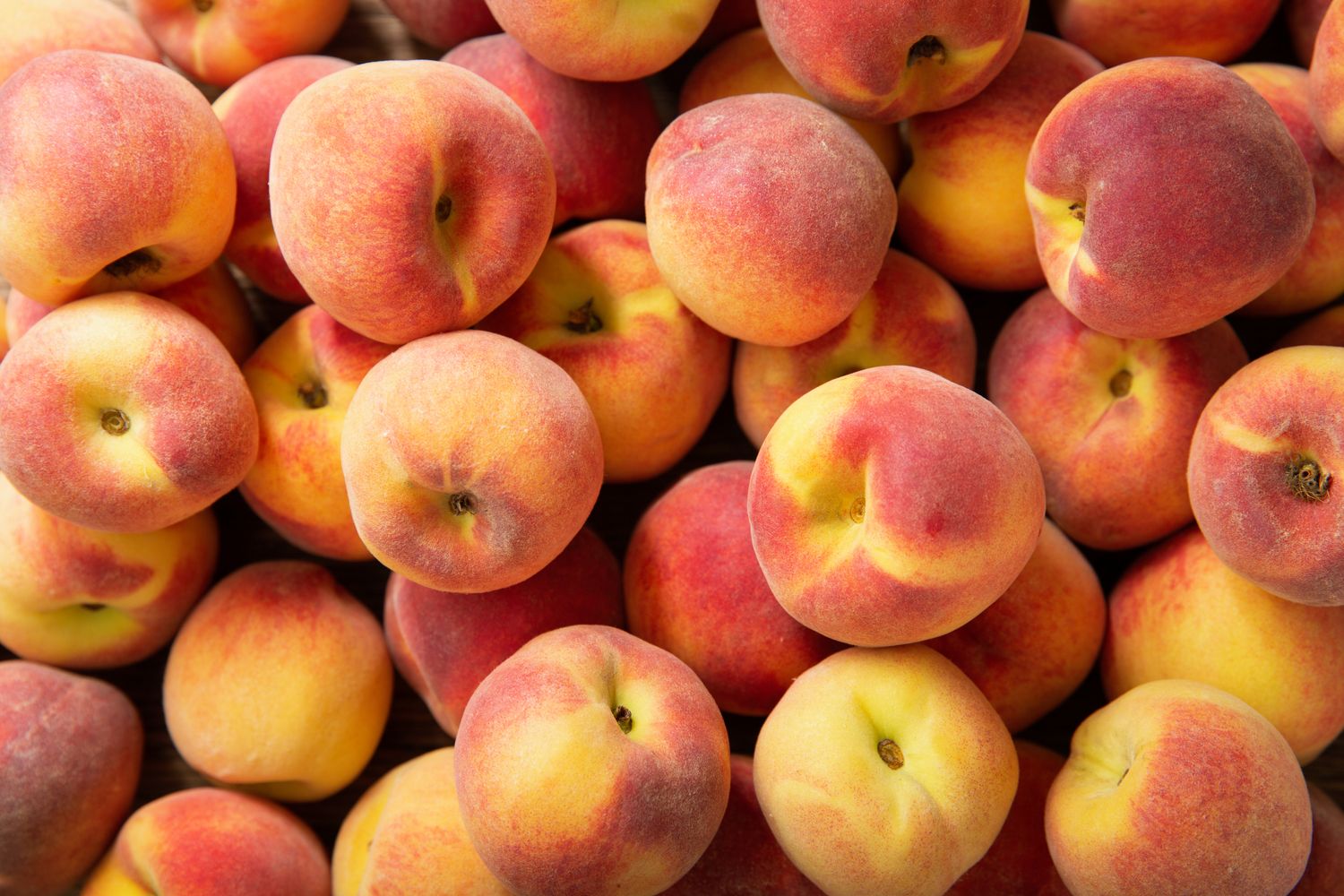 Savor the Sweetness: Handcrafted 8 oz Peach Jam