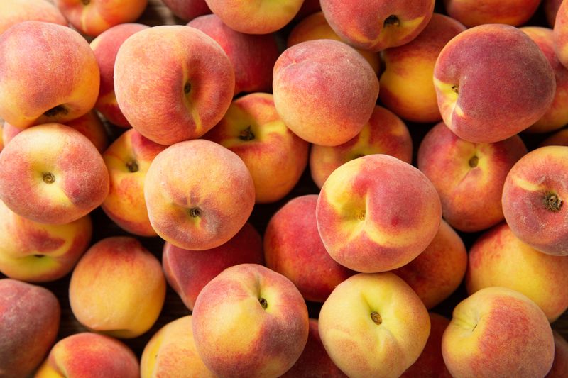 Savor the Sweetness: Handcrafted 8 oz Peach Jam