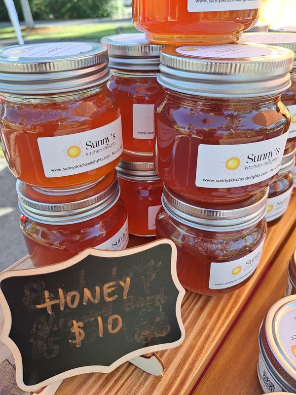 Raw Honey – Pure, Natural & Unfiltered