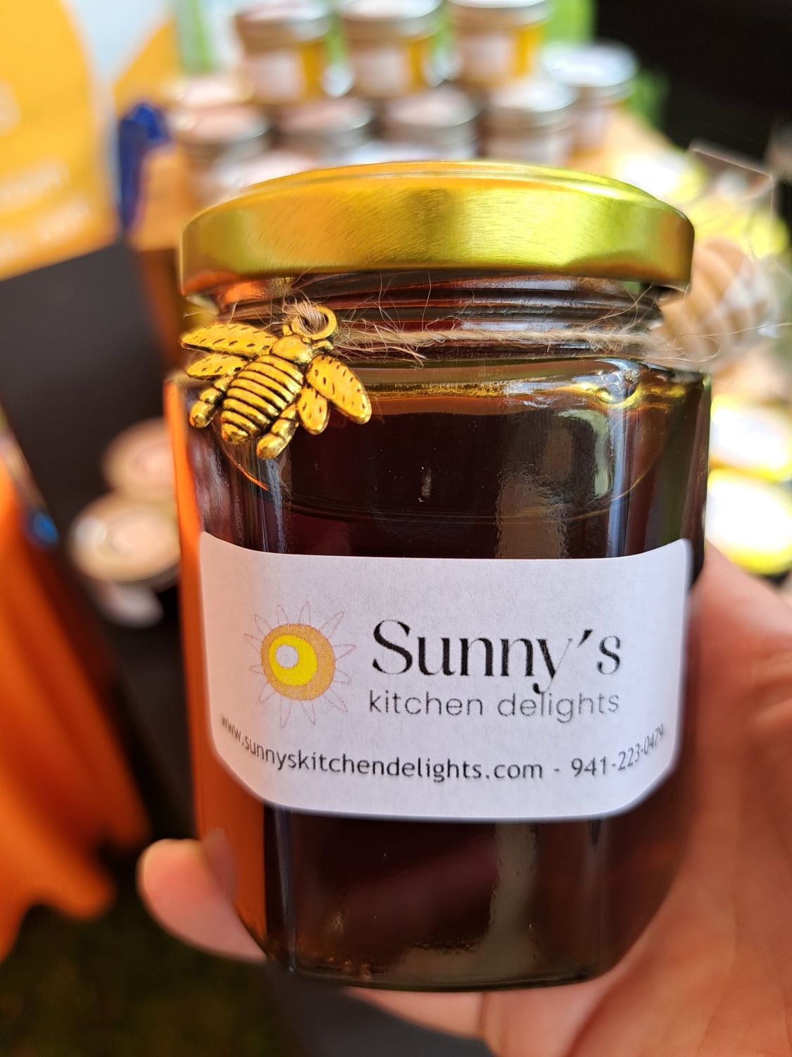 Brazilian Pepper Honey | Raw Artisan South Florida Honey