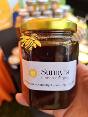 Brazilian Pepper Honey | Raw Artisan South Florida Honey Brazilian Pepper Honey | Raw Artisan South Florida Honey