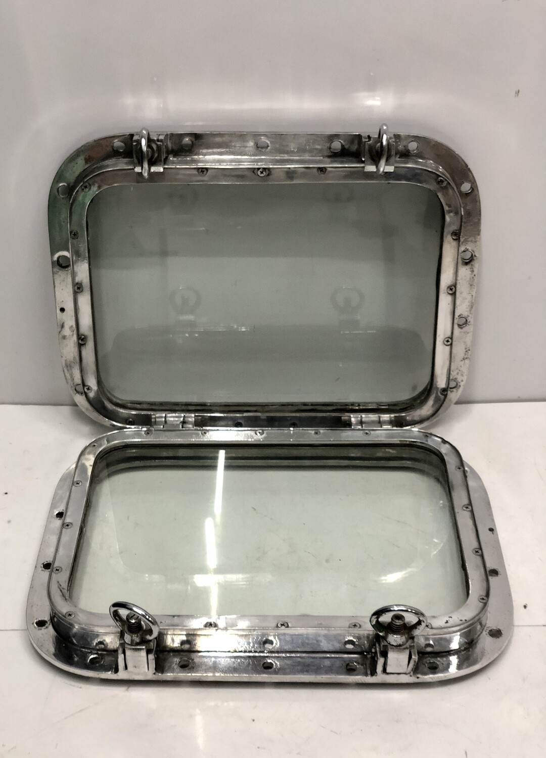 Old Vintage Ship Reclaimed Aluminum Metal Marine Antique Square Porthole Window with 2 Key/Dogs