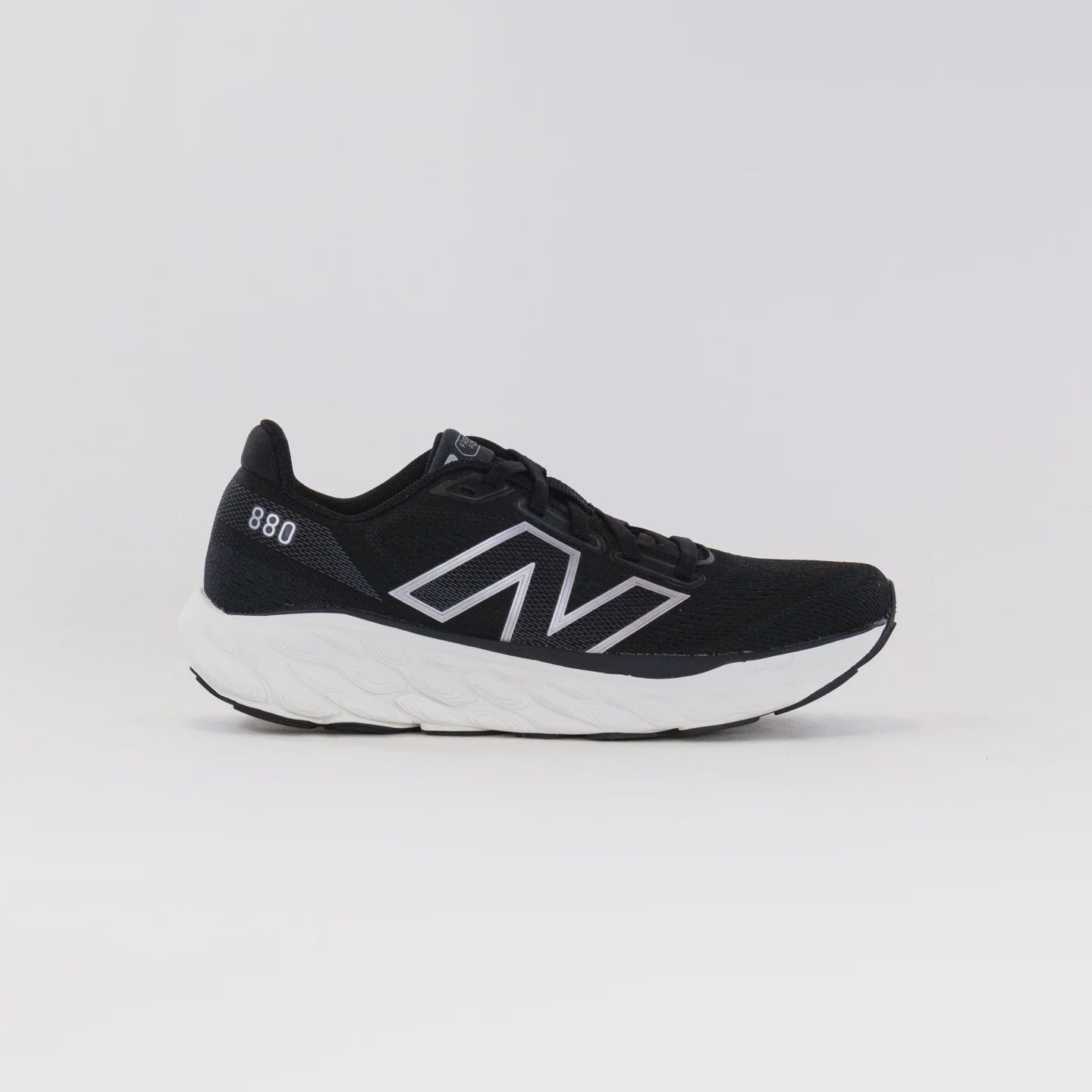 Womens NB 880v14 Black/White