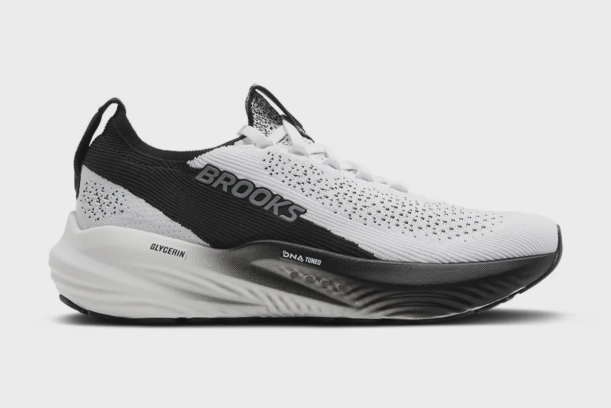 Women’s Brooks Glycerin Stealthfit 22 White/Black